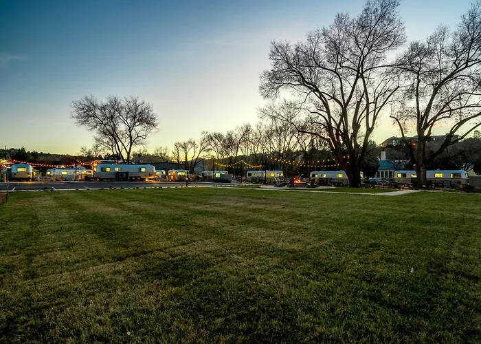 Pet-friendly Airstream Near Whiskey Row In Az